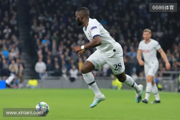 记者:乔纳森-戴维未来存疑,拜仁和热刺已了解球员离队条件 记者:乔纳森-戴维未来存疑,拜仁和热刺已了解球员离队条件